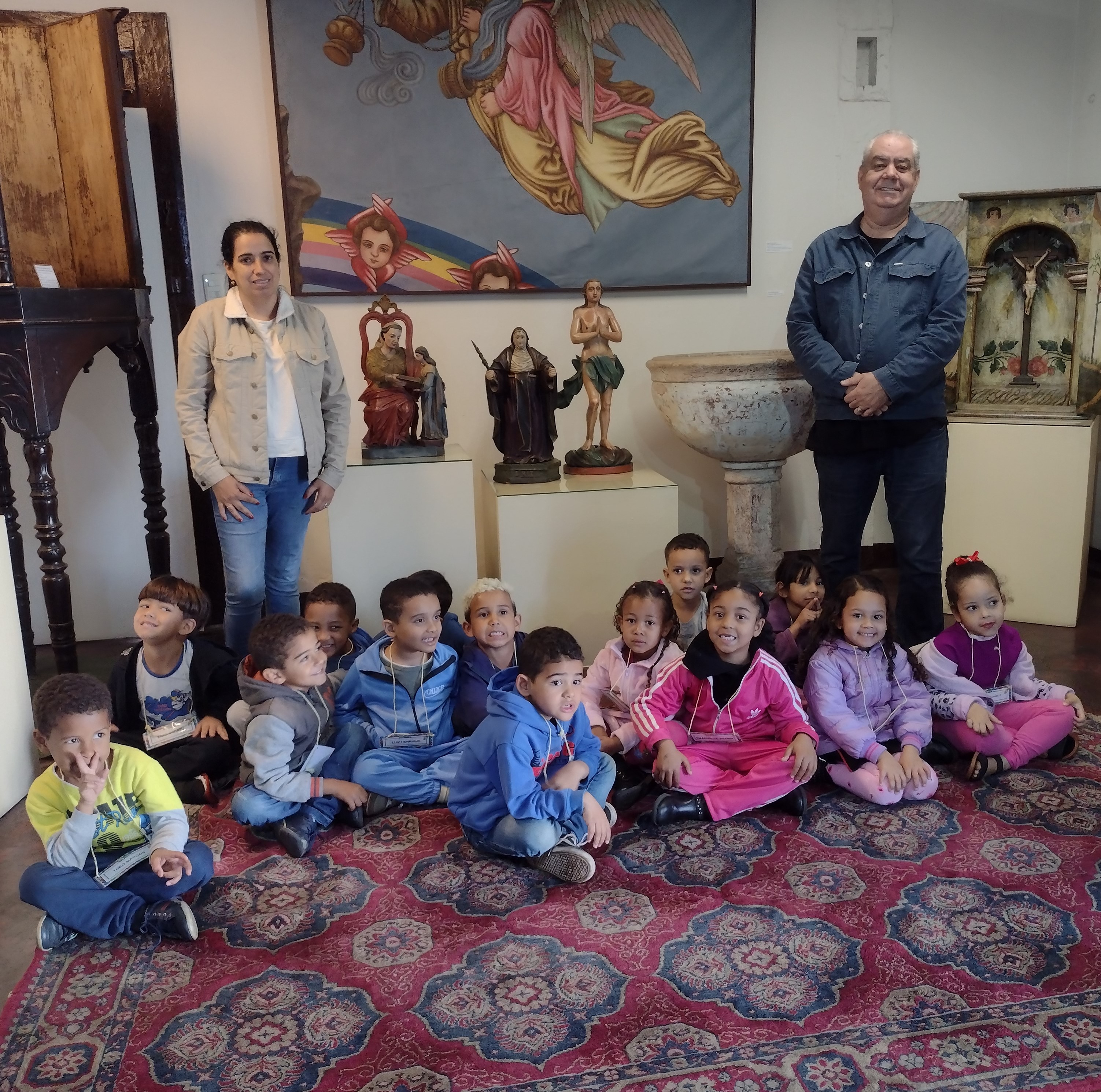 api-modulos/fotos/img/galeria_cat_culturais_490/490/13399/VISITA GUIADA POR ALAÉRCIO, CEMEI PREFEITO JOSÉ  GENTIL DE ALMEIDA, PROF. ELISANGELA, 13.08.2025 (11).jpg